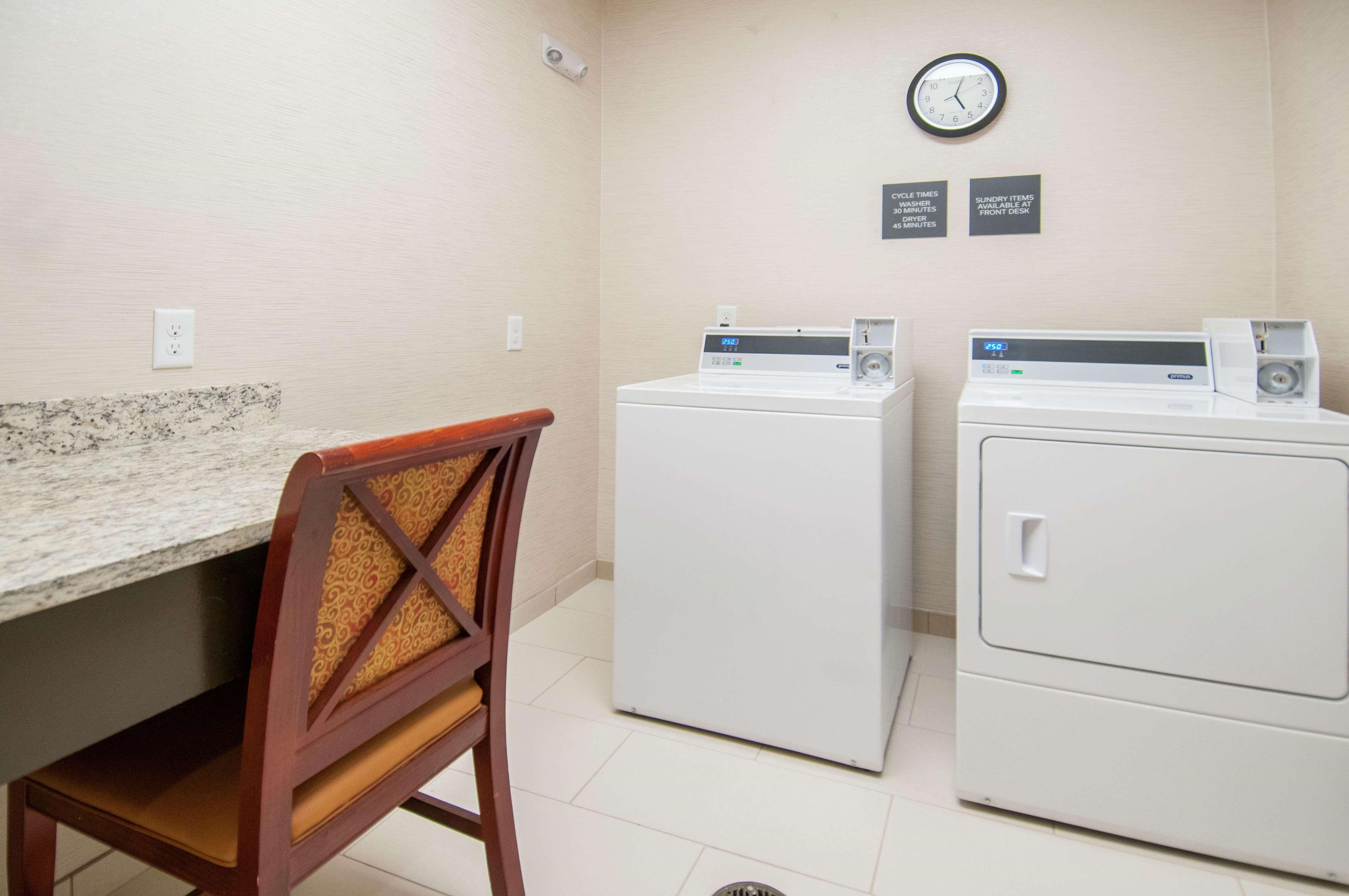 Hilton Garden Inn Jackson/Clinton Eksteriør bilde